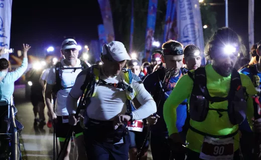 Największe wyzwanie Festiwalu Biegowego! Bieg na 100 km wystartował w środku nocy - 66